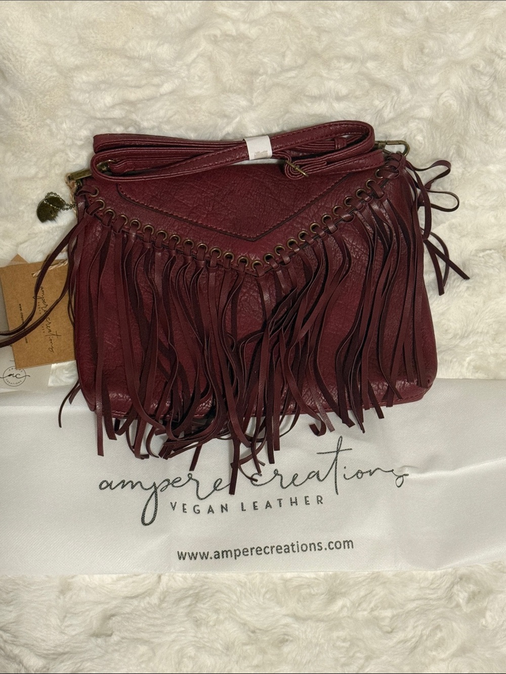 Ampère Burgundy Fringe Crossbody Bag - Burgundy
